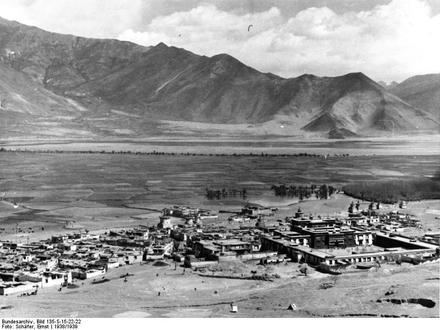 Image of Tsetang Image of Tsetang