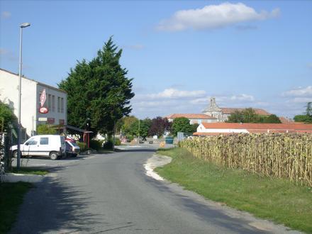 Immagine Sainte-Gemme (Charente Marittima) Immagine Sainte-Gemme (Charente Marittima)