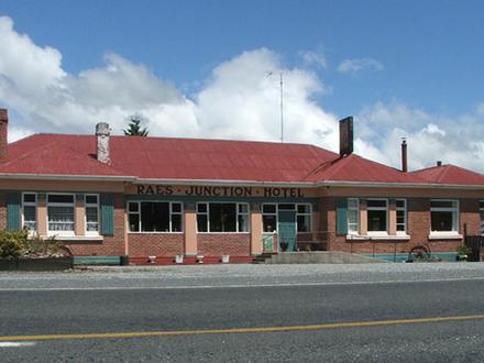 Bild von Raes Junction