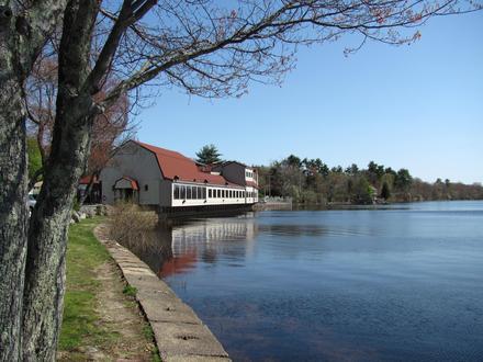 Image of Winnecunnet Pond