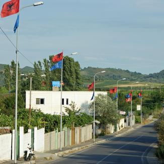 Manzë Image