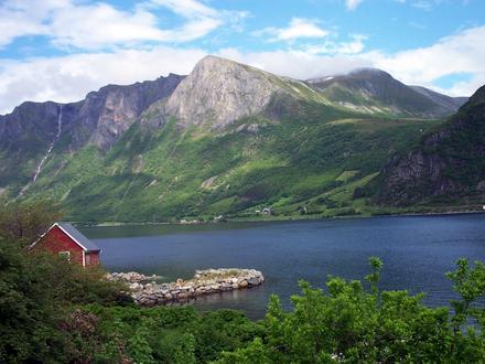 Image of Syvde Image of Syvde