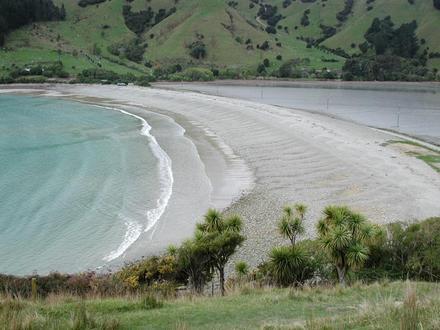 Image of Cable Bay Image of Cable Bay