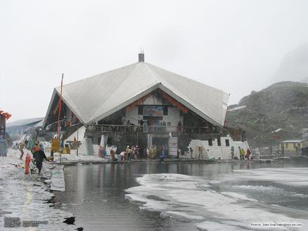 Image of Hemkund Image of Hemkund