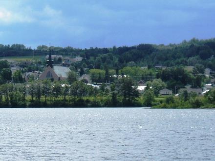 Image of Lac-au-Saumon, Quebec Image of Lac-au-Saumon, Quebec