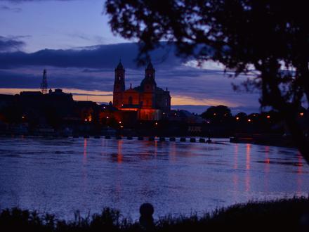 Obrázok Athlone Obrázok Athlone