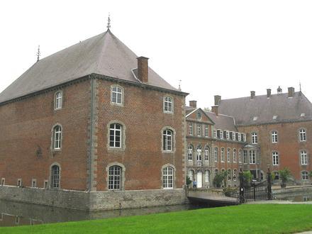 Image of Franc-Waret Castle