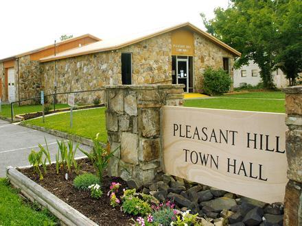 Image of Pleasant Hill, Tennessee Image of Pleasant Hill, Tennessee
