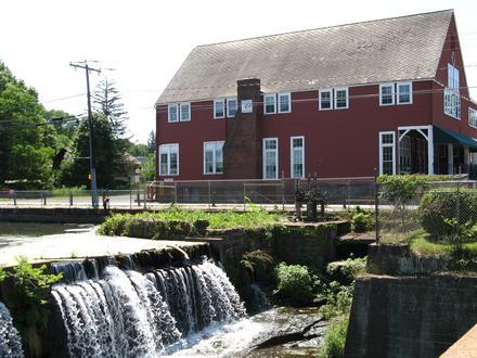 Afbeelding van Broad Brook Afbeelding van Broad Brook