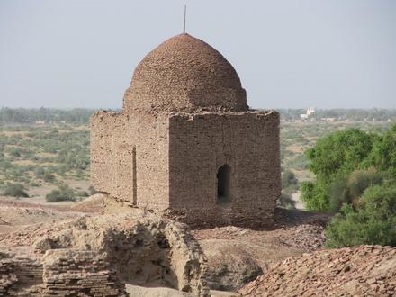 Image of Marot Image of Marot