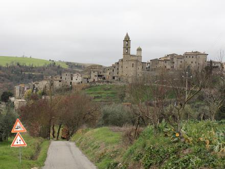 Image of Baschi Image of Baschi