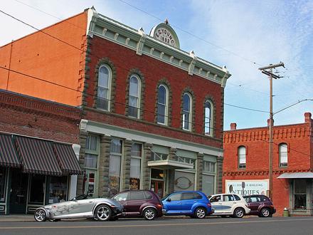 Image of Oakland, Oregon