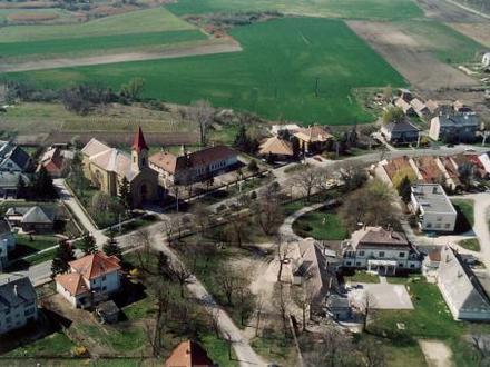 Obrázok Ács Obrázok Ács