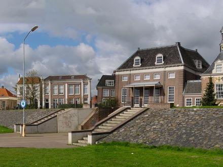 Tiel Image
