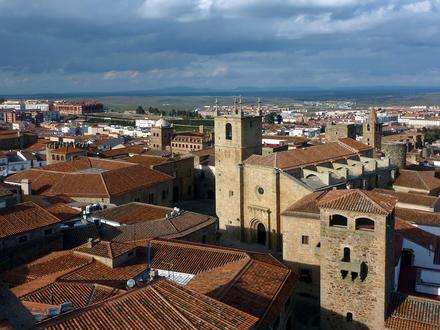 Cáceres Resmi Cáceres Resmi