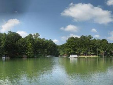 Imagen de Berkeley Lake Imagen de Berkeley Lake