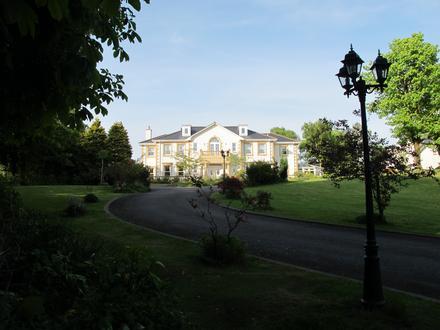 Image of Pollok Image of Pollok