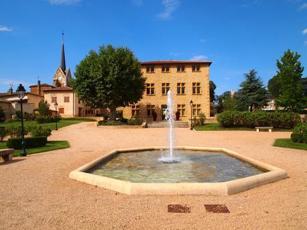 Image of Arnas Image of Arnas