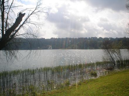 Image of Lake Zirahuén Image of Lake Zirahuén