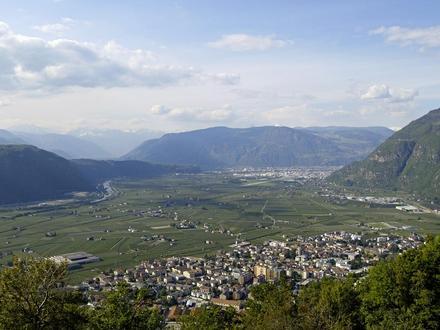 Image of Laives