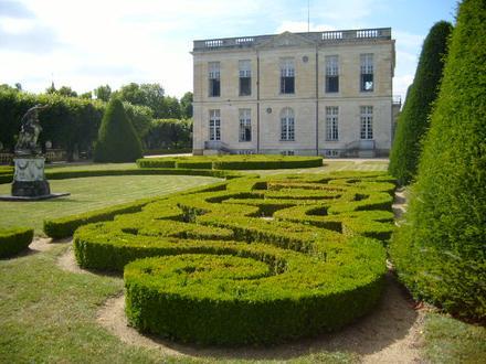 Image of Bouges-le-Château Image of Bouges-le-Château