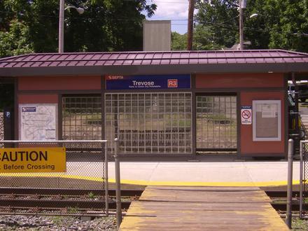 Image of Trevose (SEPTA station)