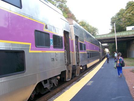 Image of Wellesley Hills (MBTA station) Image of Wellesley Hills (MBTA station)