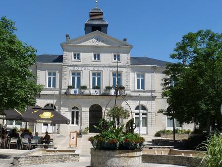 Slika Ruffec, Charente Slika Ruffec, Charente