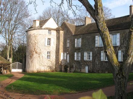 Image of Moroges Image of Moroges
