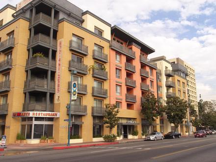 Zdjęcie dla: North Hollywood