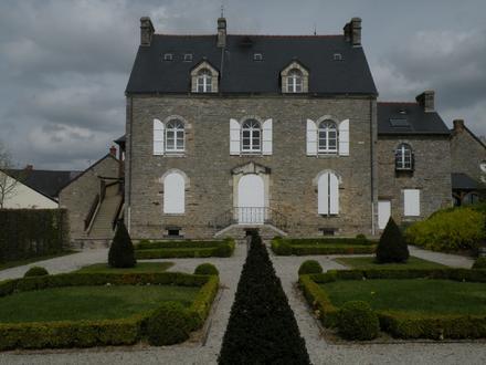 Immagine Bourg-des-Comptes Immagine Bourg-des-Comptes